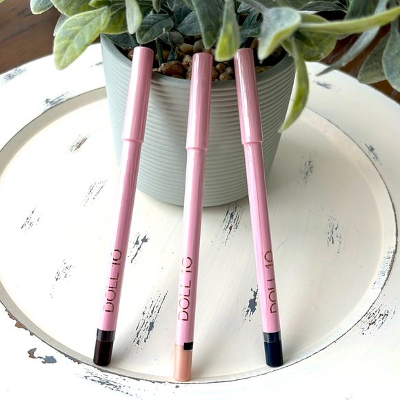 3 DOLL 10 INFINITE EYE LINER & SMUDGE STICK’S - Picture 1 of 3